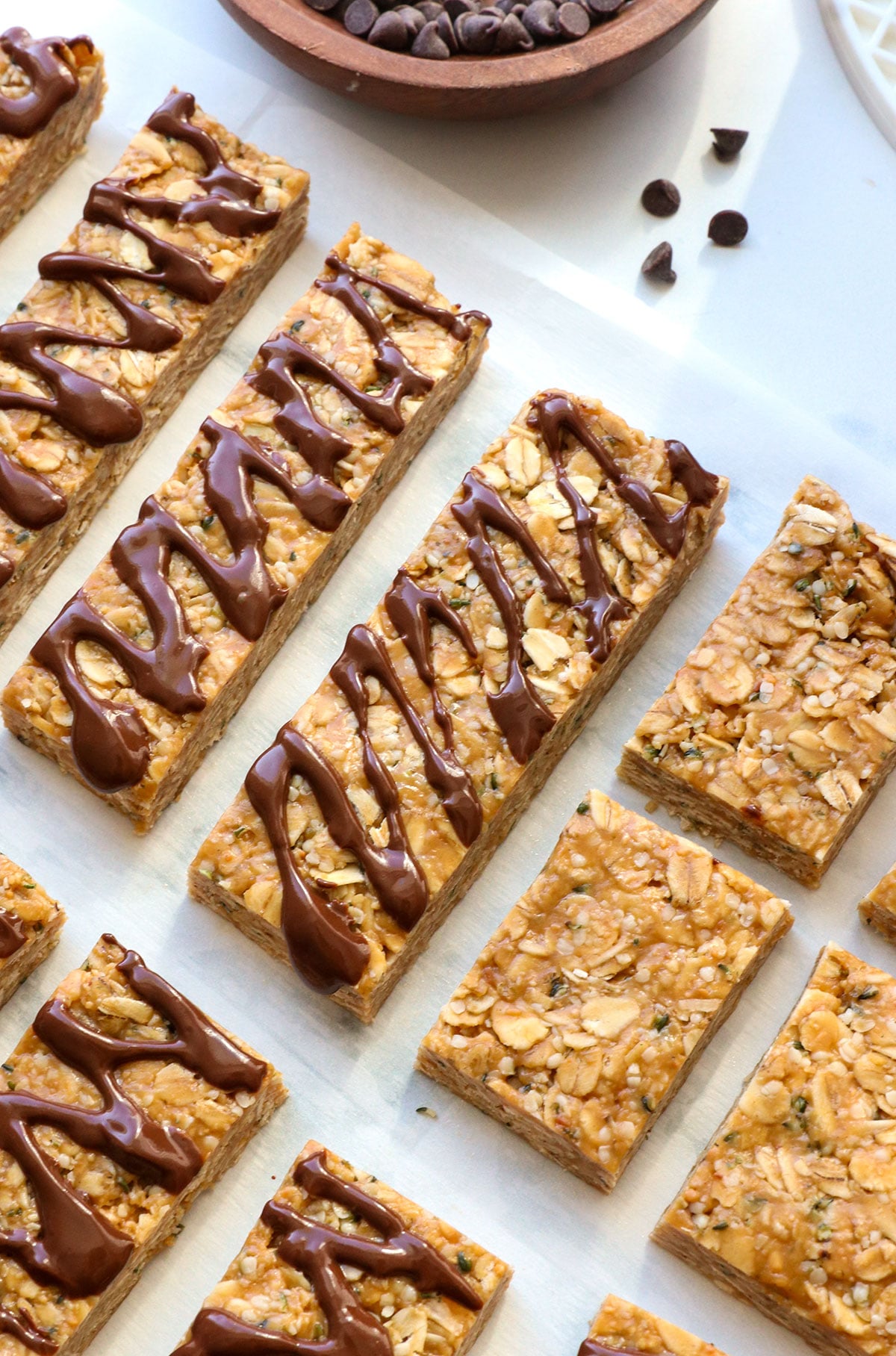 Customizable Chewy Honey Peanut Butter Granola Bars: Perfect Snack